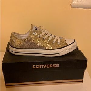 Glitter converse